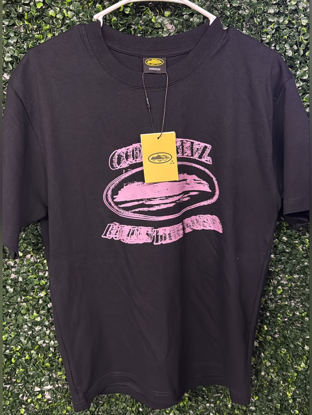 Corteiz Black And Pink T-Shirt